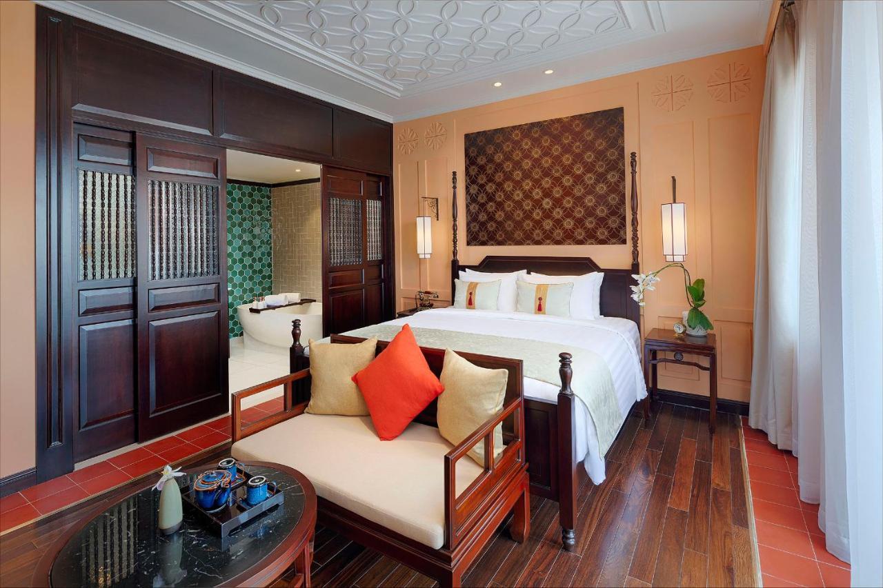 Little Riverside Hoi An . A Luxury Hotel & Spa Buitenkant foto A suite at the hotel