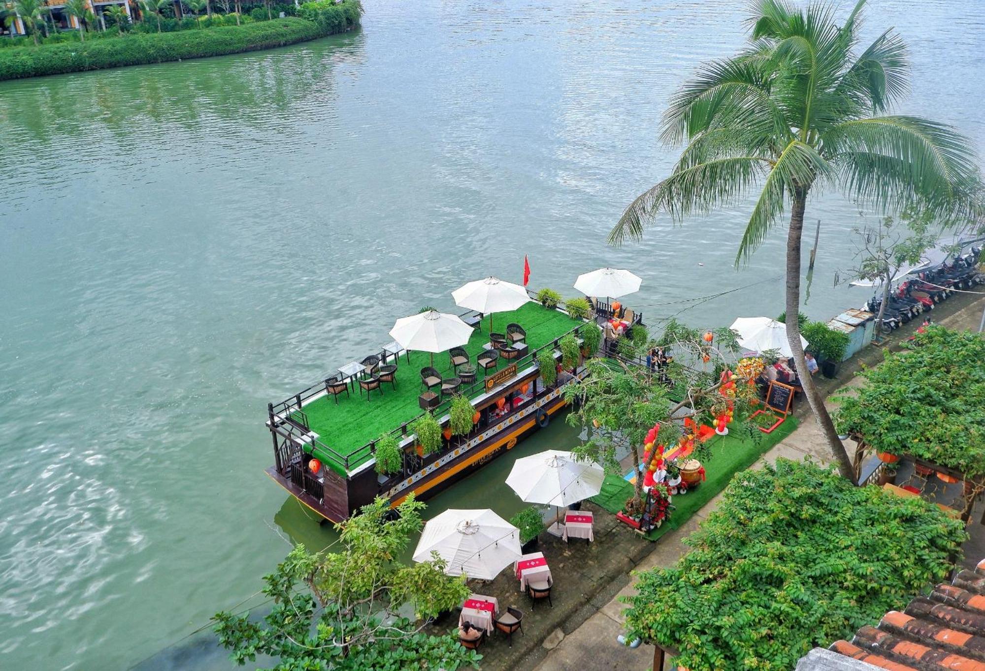 Little Riverside Hoi An . A Luxury Hotel & Spa Buitenkant foto The restaurant