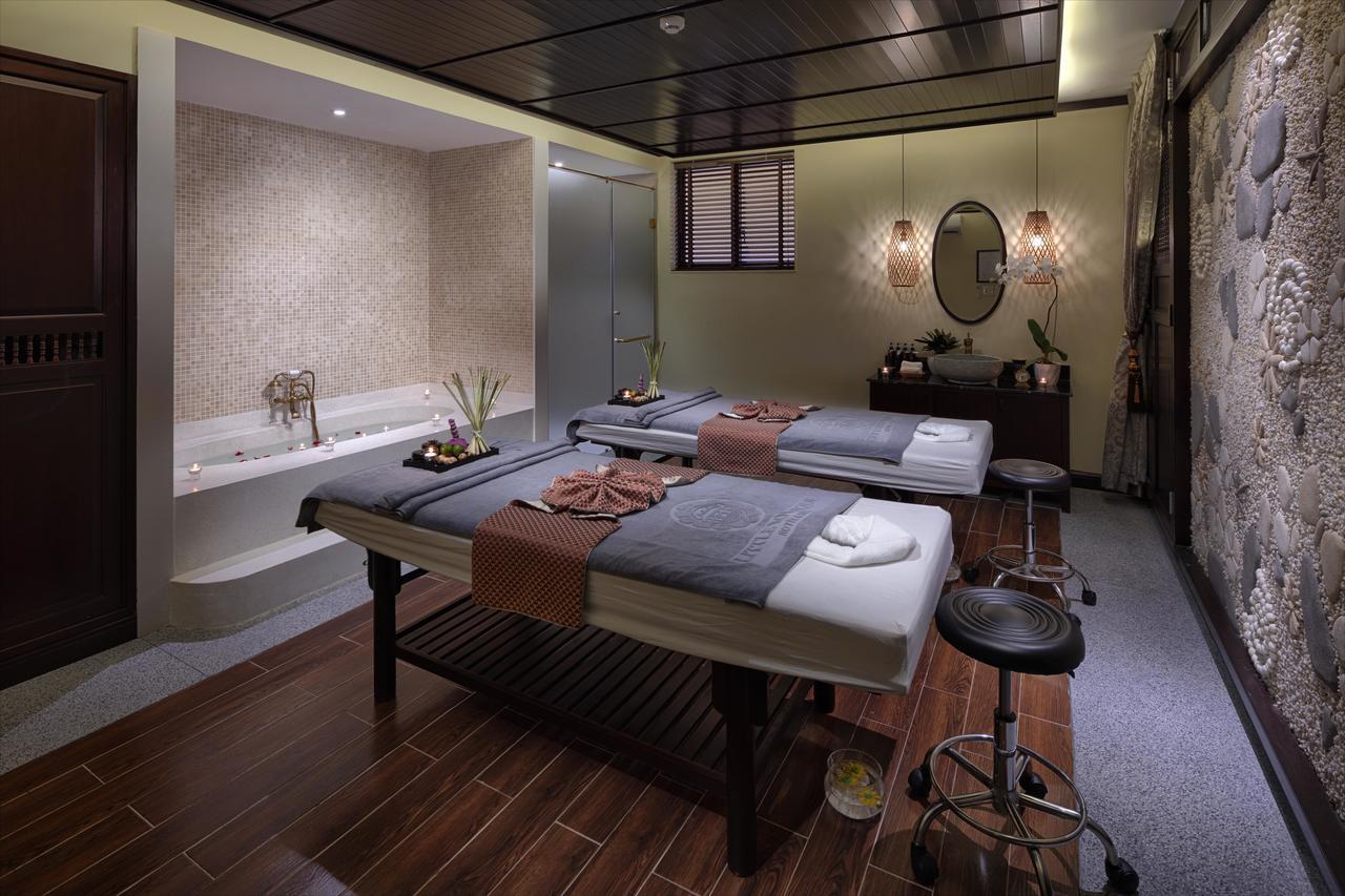 Little Riverside Hoi An . A Luxury Hotel & Spa Buitenkant foto A spa treatment room