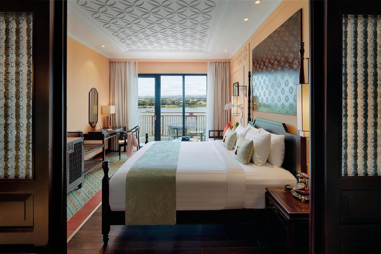 Little Riverside Hoi An . A Luxury Hotel & Spa Buitenkant foto A room at the hotel