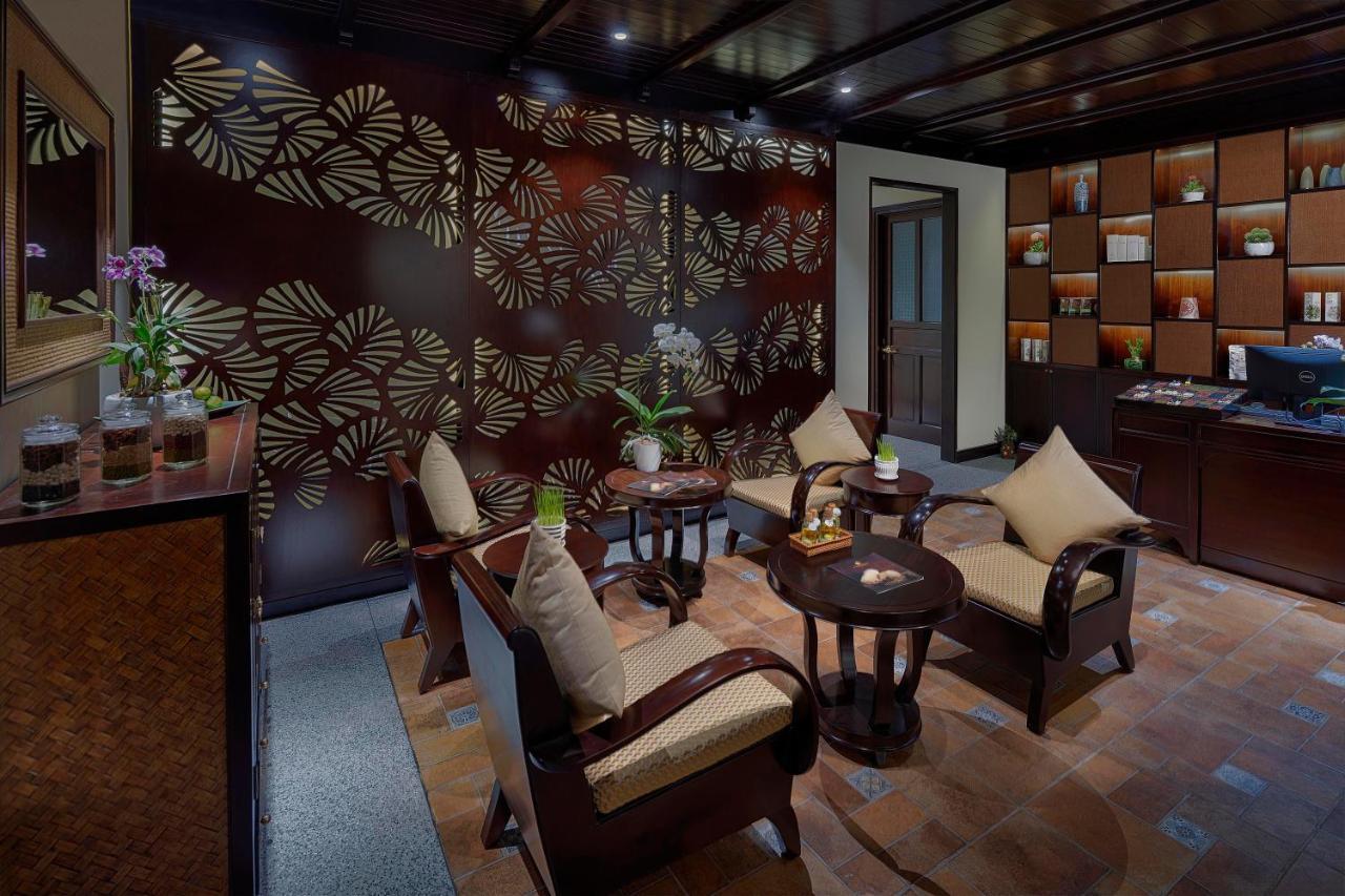 Little Riverside Hoi An . A Luxury Hotel & Spa Buitenkant foto The lobby of the hotel