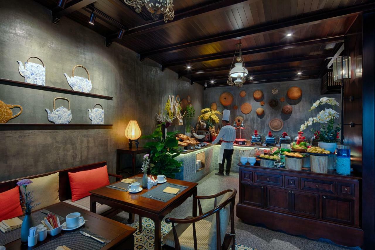 Little Riverside Hoi An . A Luxury Hotel & Spa Buitenkant foto The interior of the restaurant